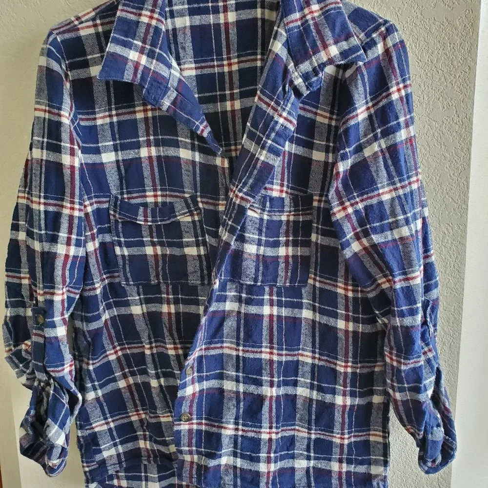 Flannel - Picture 1 of 4